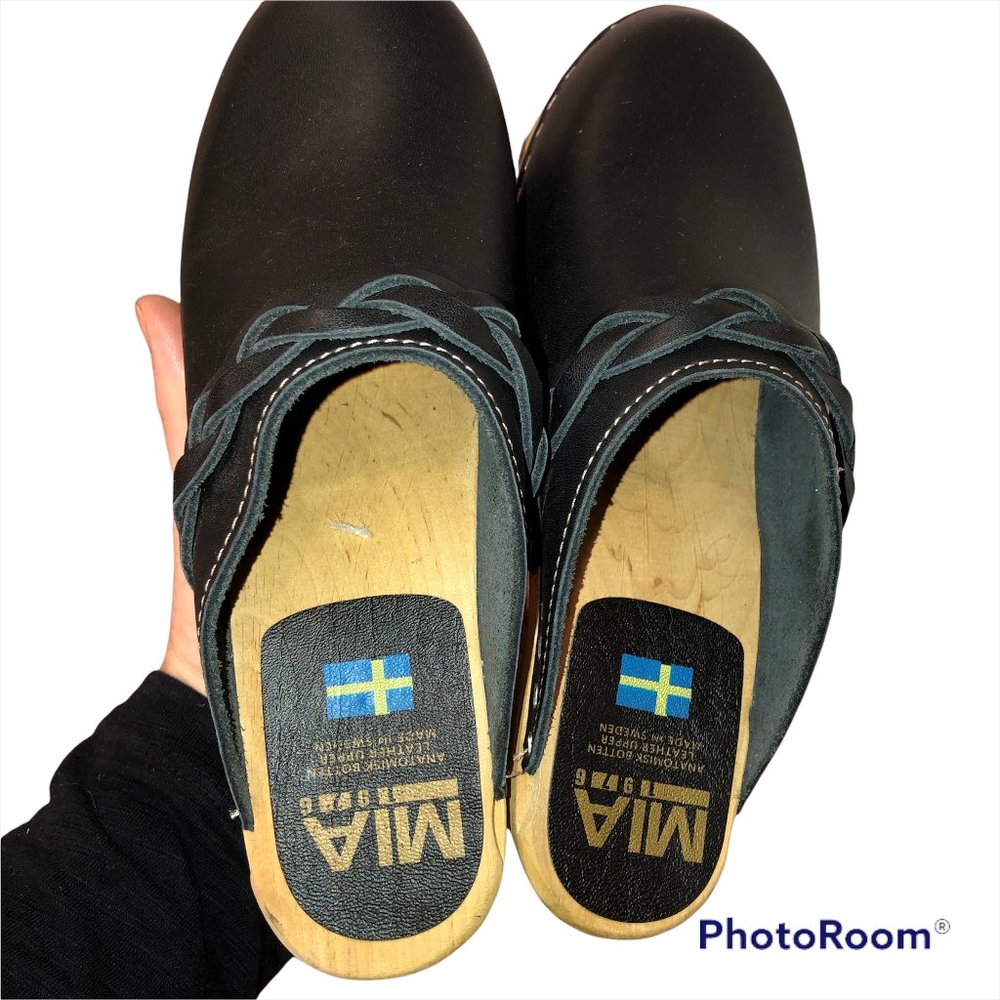 MIA Elsa black leather wood clogs 38 8 like New